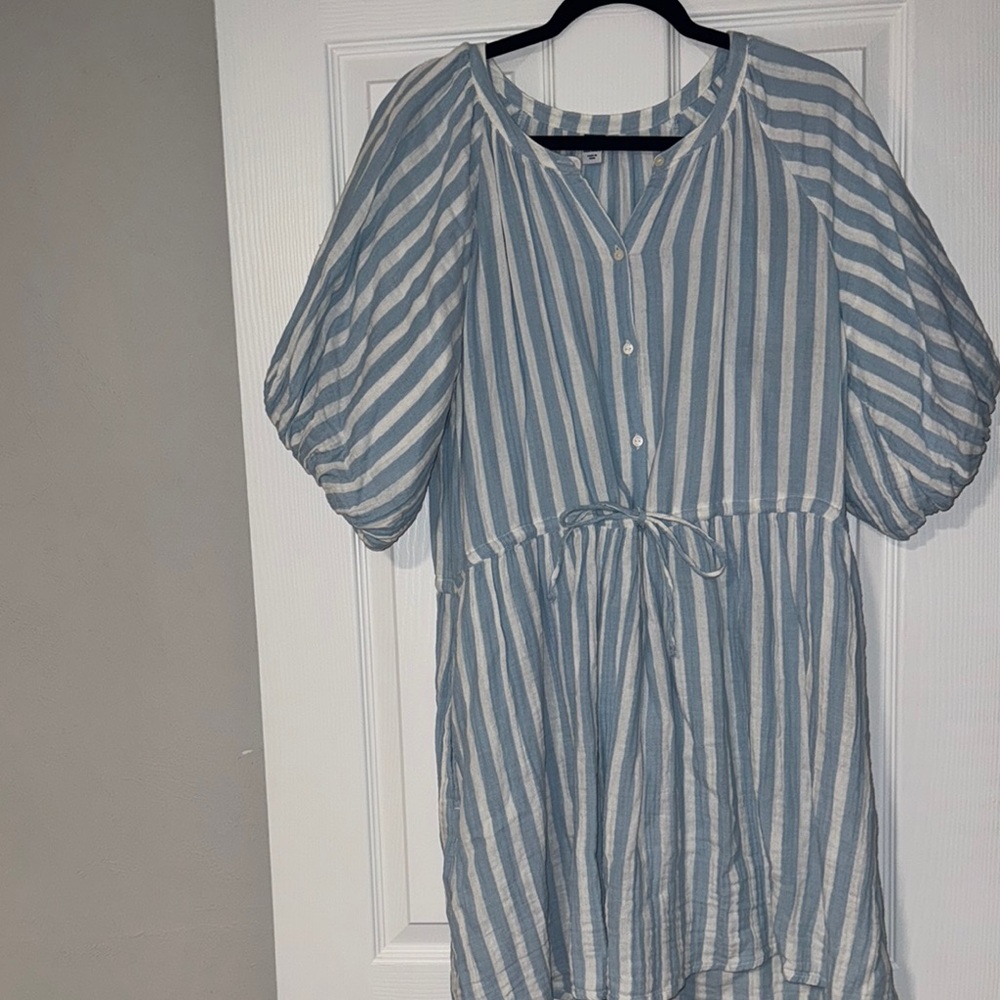 Old Navy dress